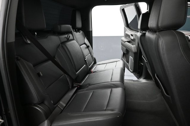 Used 2024 GMC Sierra 1500 SLT AWD/4WD image 25