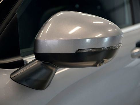 Used 2023 Mitsubishi Outlander SE image 12