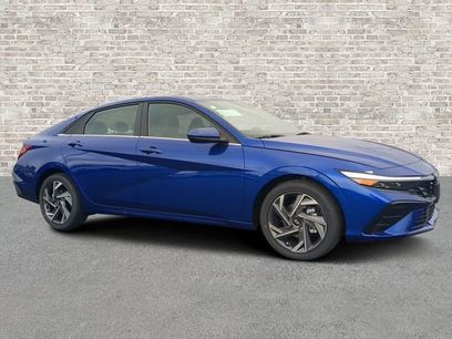 Used 2025 Hyundai Elantra SEL