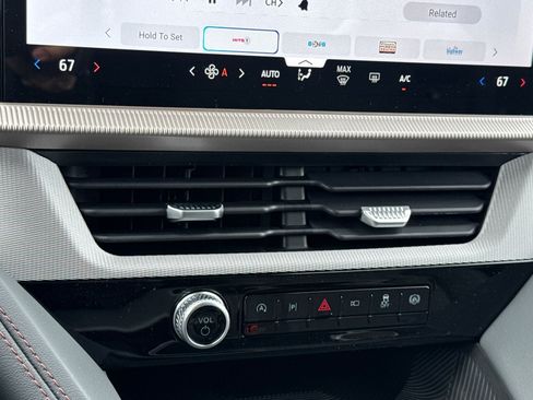 New 2026 Ford Explorer Active RWD image 19