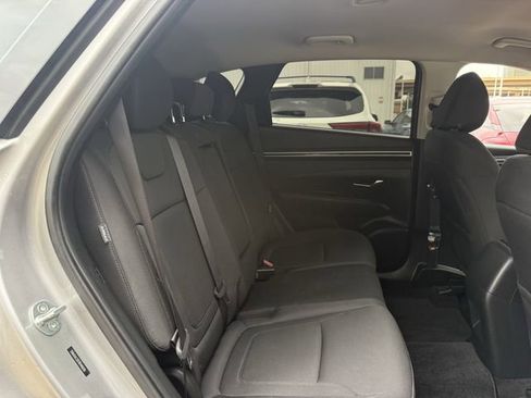 Used 2024 Hyundai Tucson SE AWD/4WD image 30