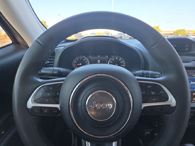 Used 2023 Jeep Renegade Altitude AWD/4WD image 25