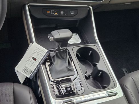 New 2026 Kia Carnival SX FWD image 33