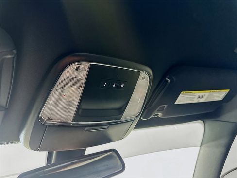 Used 2017 Dodge Charger R/T image 23