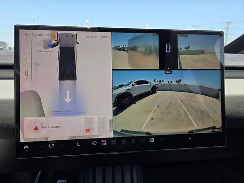 Used 2024 Tesla Cybertruck Cyberbeast AWD/4WD image 9