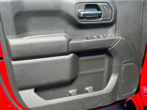Used 2022 Chevrolet Silverado 1500 Custom RWD image 12