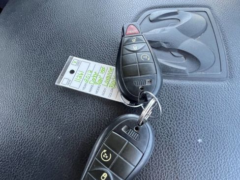 Used 2012 RAM 1500 Laramie image 9