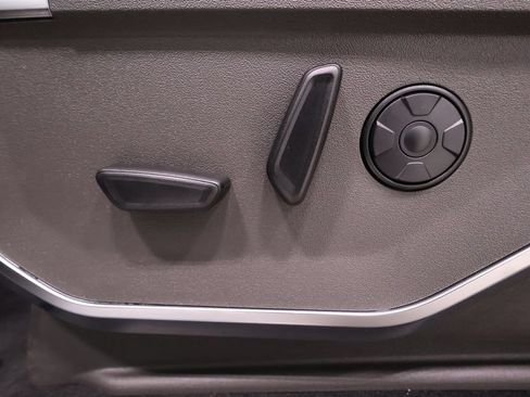 New 2026 Ford F250 Platinum w/ Platinum Plus Package AWD/4WD image 13