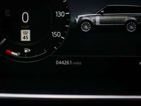 Used 2021 Land Rover Range Rover Westminster Edition image 22