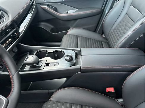 New 2026 Nissan Rogue SV AWD/4WD image 18