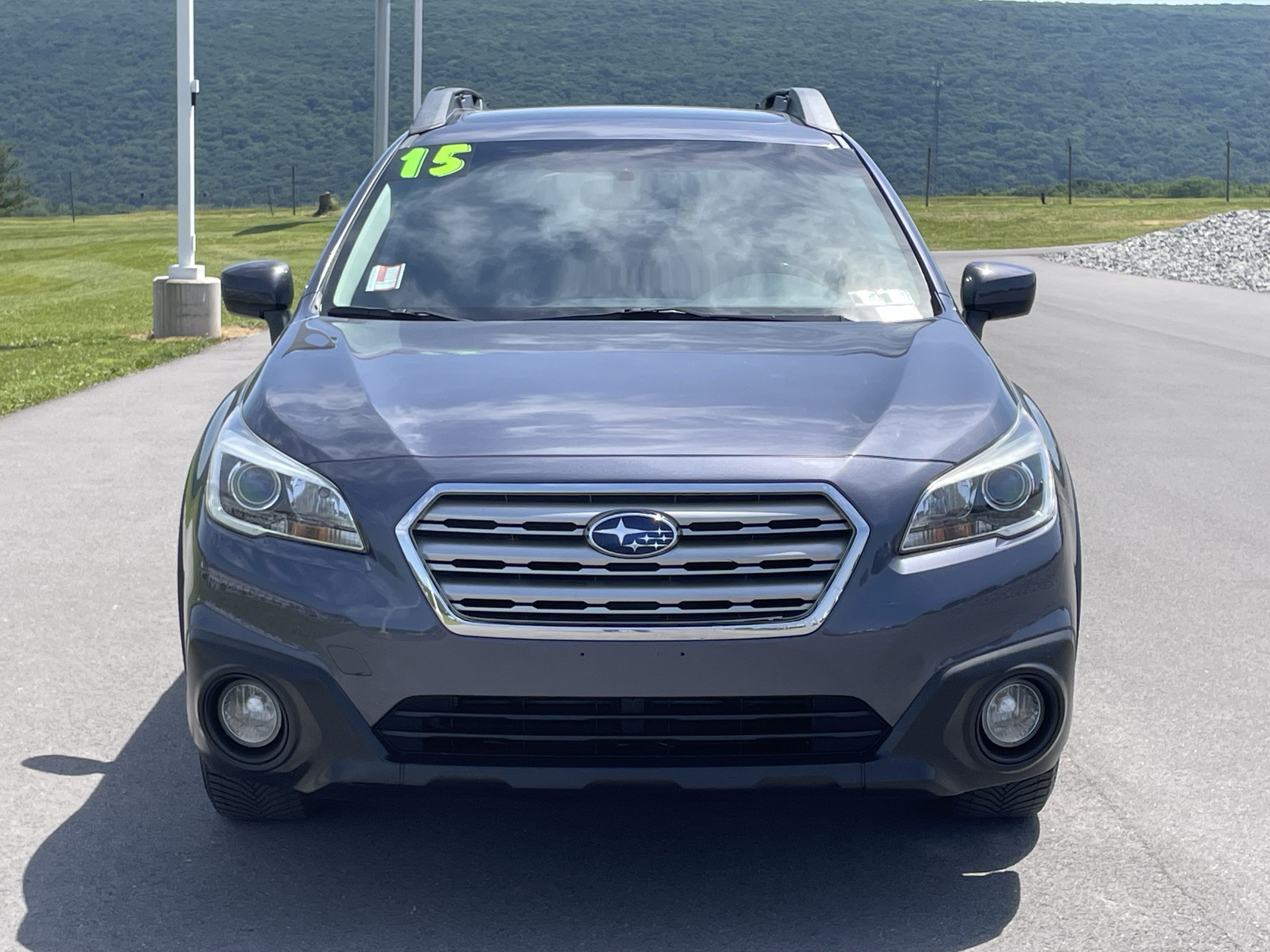 Used 2015 Subaru Outback 2.5i Premium AWD/4WD image 9
