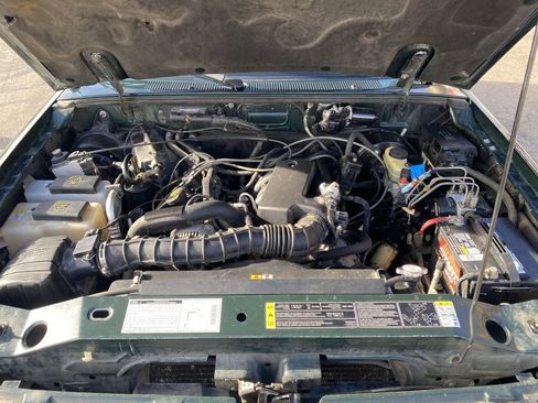 Used 2002 Ford Ranger XLT image 11