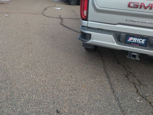 Used 2023 GMC Sierra 3500 Denali w/ Denali Ultimate Package image 6