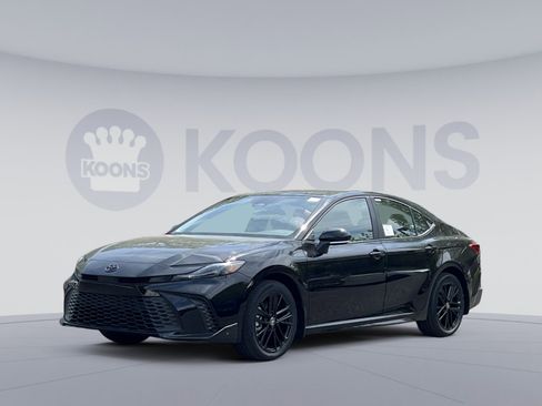New 2026 Toyota Camry SE AWD/4WD image 1