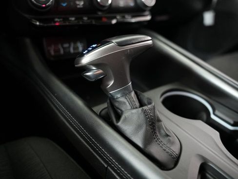 Used 2021 Dodge Durango SXT image 25