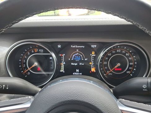 Used 2021 Jeep Gladiator Overland w/ Dual Top Group AWD/4WD image 21