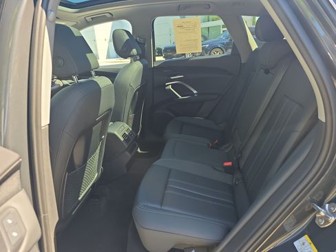 Certified 2025 Audi Q5 Premium w/ Premium Plus AWD/4WD image 13