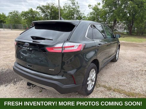 Used 2024 Ford Edge SEL w/ Convenience Package image 7