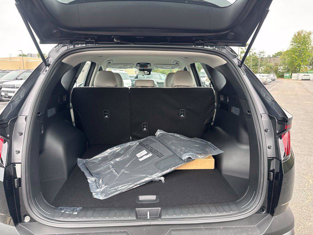 New 2026 Hyundai Tucson SE AWD/4WD image 8