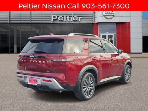 Certified 2025 Nissan Pathfinder SL w/ SL Premium Package FWD image 6