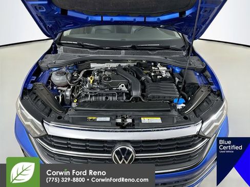 Used 2024 Volkswagen Jetta SE FWD image 31