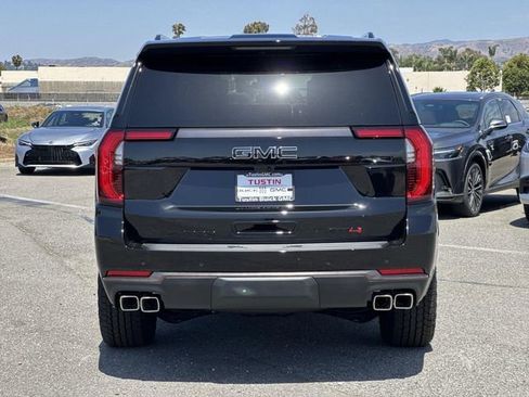 New 2026 GMC Yukon XL AT4 Ultimate AWD/4WD image 4