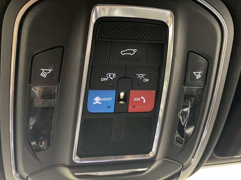 Used 2023 Jeep Grand Cherokee L Laredo AWD/4WD image 33