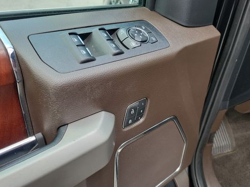 Used 2020 Ford F150 King Ranch w/ Equipment Group 601A Luxury AWD/4WD image 19