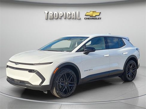 New 2026 Chevrolet Equinox EV LT image 1