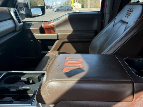 Used 2017 Ford F250 King Ranch w/ King Ranch Ultimate Package image 28