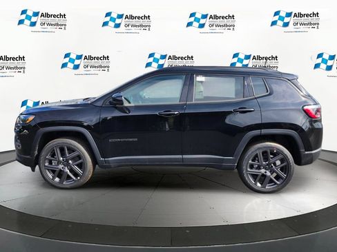 New 2026 Jeep Compass Limited w/ Sun, Sound & Navigation Group AWD/4WD image 2
