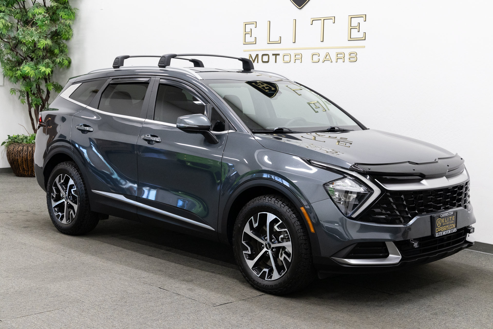 Used 2023 Kia Sportage EX AWD/4WD image 9