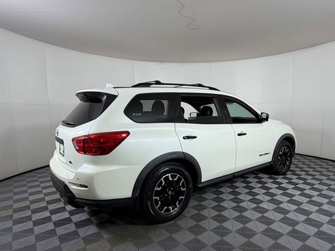 Used 2020 Nissan Pathfinder SL w/ Rock Creek Edition FWD image 4