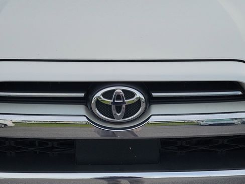 Used 2023 Toyota 4Runner Limited image 5