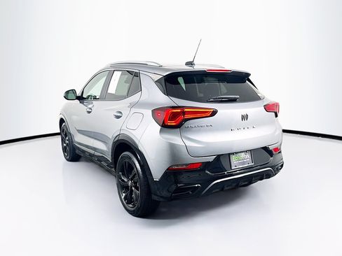 Used 2024 Buick Encore GX Sport Touring FWD image 5