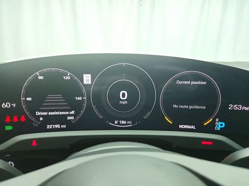 Used 2020 Porsche Taycan 4S image 15