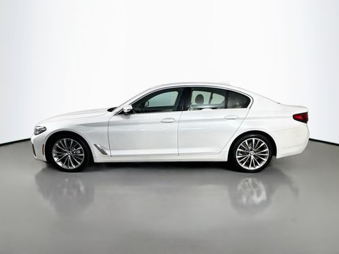 Used 2023 BMW 530i w/ Executive Package RWD image 6