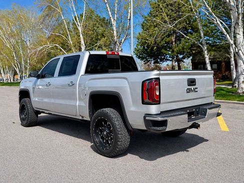 Used 2018 GMC Sierra 1500 SLT AWD/4WD image 7
