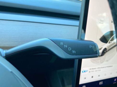 Used 2023 Tesla Model 3 Standard Range image 15