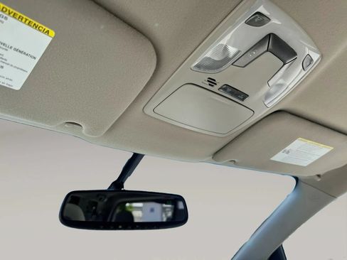 Used 2014 Toyota Sienna LE FWD image 25