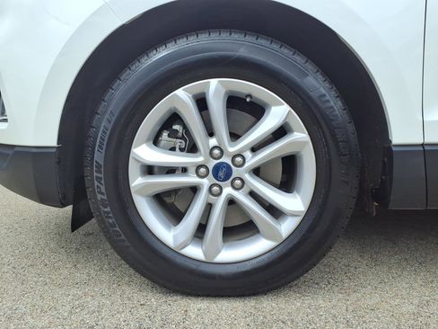 Used 2020 Ford Edge SEL w/ Convenience Package image 7