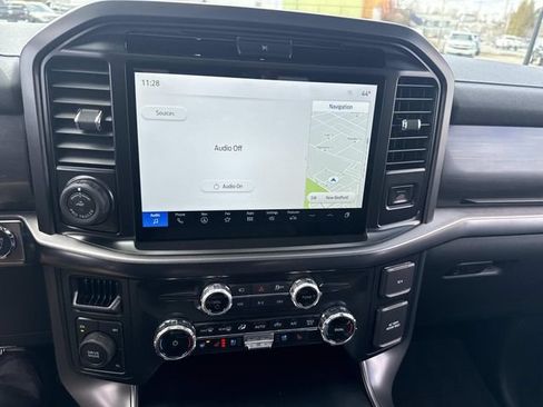 Used 2025 Ford F150 Lariat AWD/4WD image 23