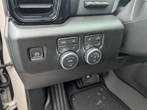 New 2026 GMC Sierra 1500 AT4 w/ AT4 Premium Package image 18
