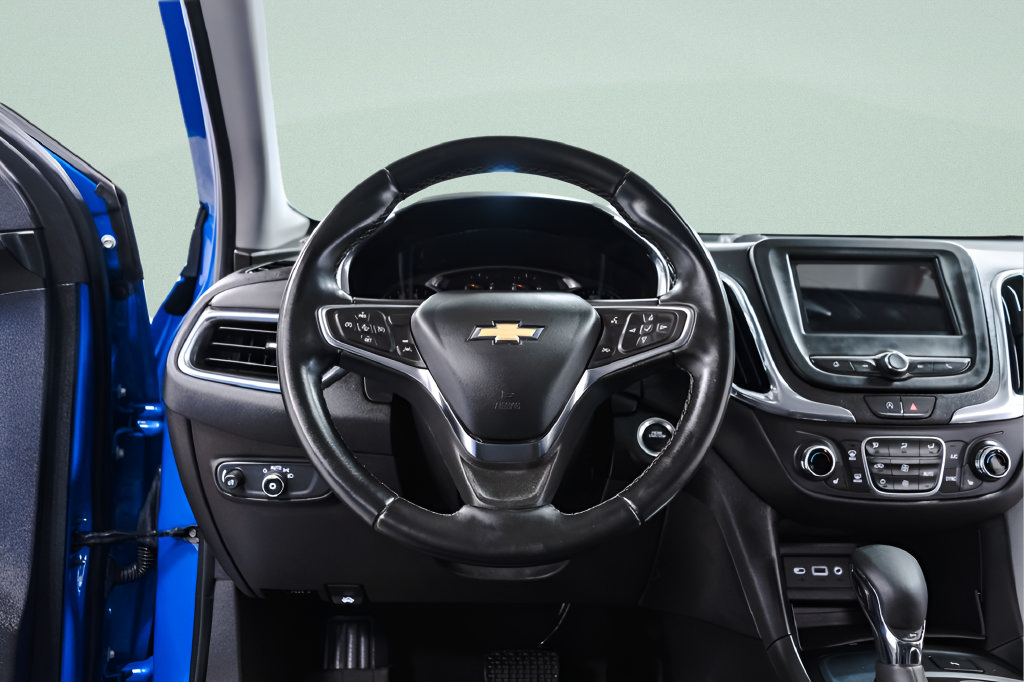 Used 2024 Chevrolet Equinox LT w/ LPO, Floor Liner Package FWD image 9