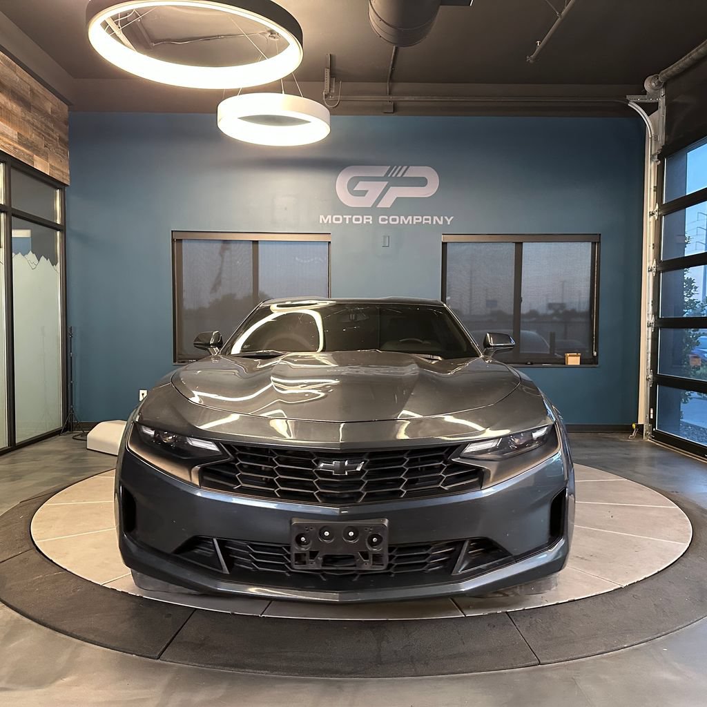 Used 2022 Chevrolet Camaro LT RWD image 8
