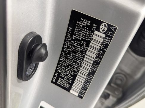 Used 2015 Toyota Corolla S FWD image 25