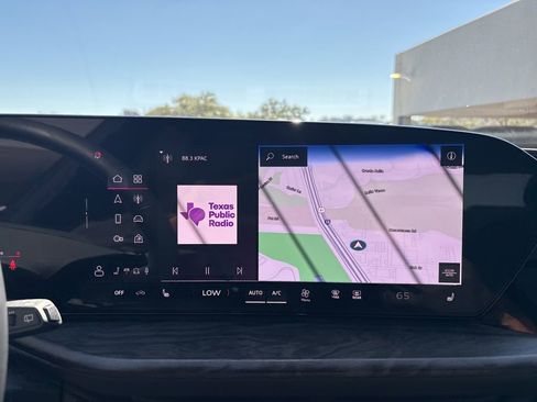 Used 2025 Audi Q5 Premium w/ Convenience Package image 20