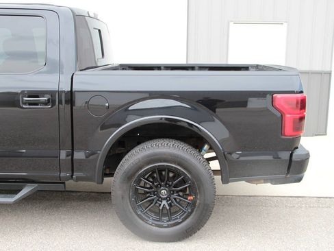 Used 2019 Ford F150 Lariat w/ Equipment Group 502A Luxury AWD/4WD image 14