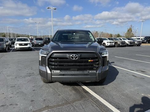 Used 2022 Toyota Tundra SR5 image 2