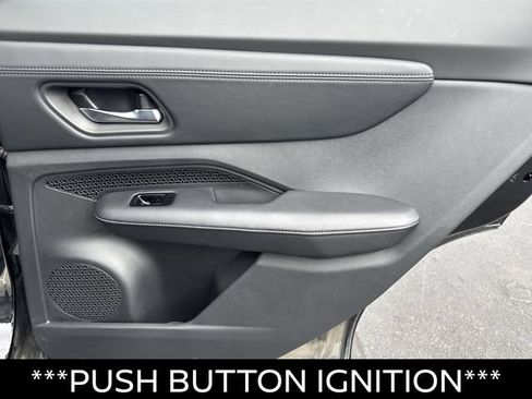 Certified 2024 Nissan Ariya AWD image 11